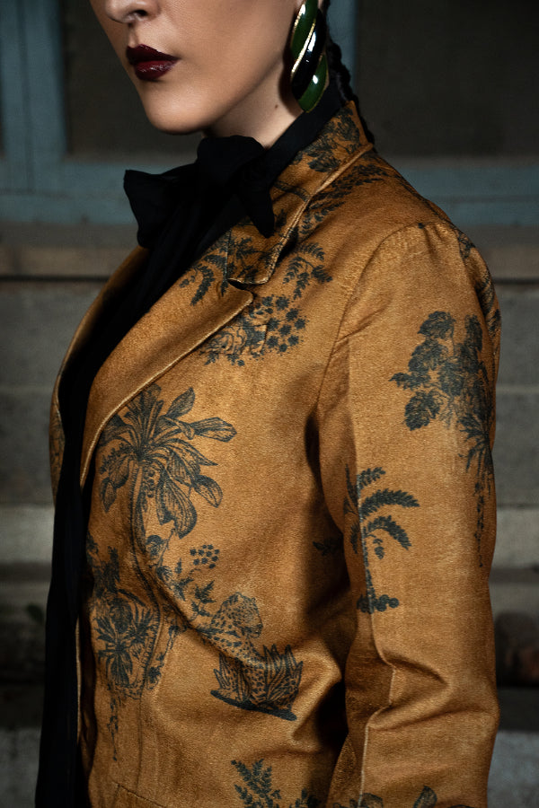 NAQSH VELVET PRINTED SUIT