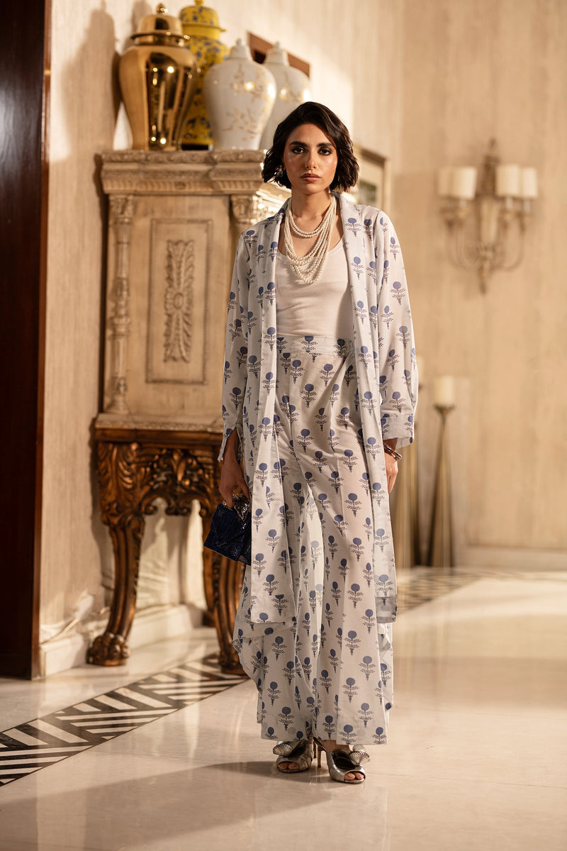 Silent Florals – Draped in Old Lahore with Straight Trouser